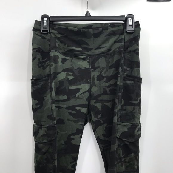 🆕Camouflage Cargo Jogger Leggings Pant w/Pockets comes with Sport Top - Picture 2 of 10